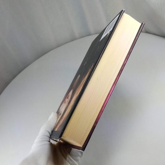 Dance Macabre Anita Blake Vampire Hunter Hardcover Book by Laurell K Hamilton - Picture 10 of 13